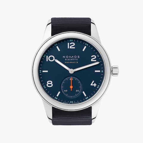 nomos club neomatik 740