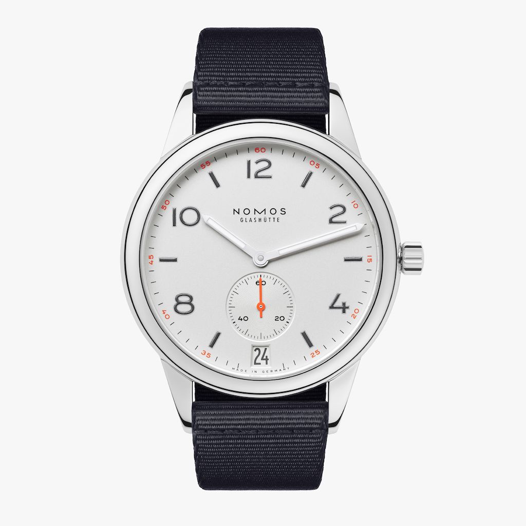 Club automatic date